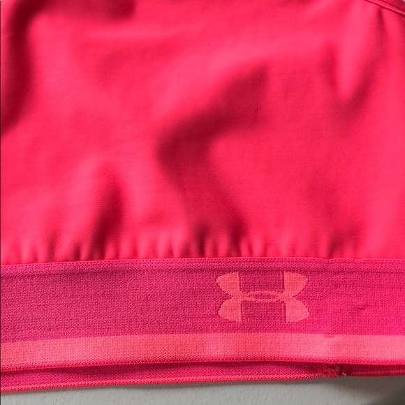 Pink UA sports bra - Picture 2 of 4